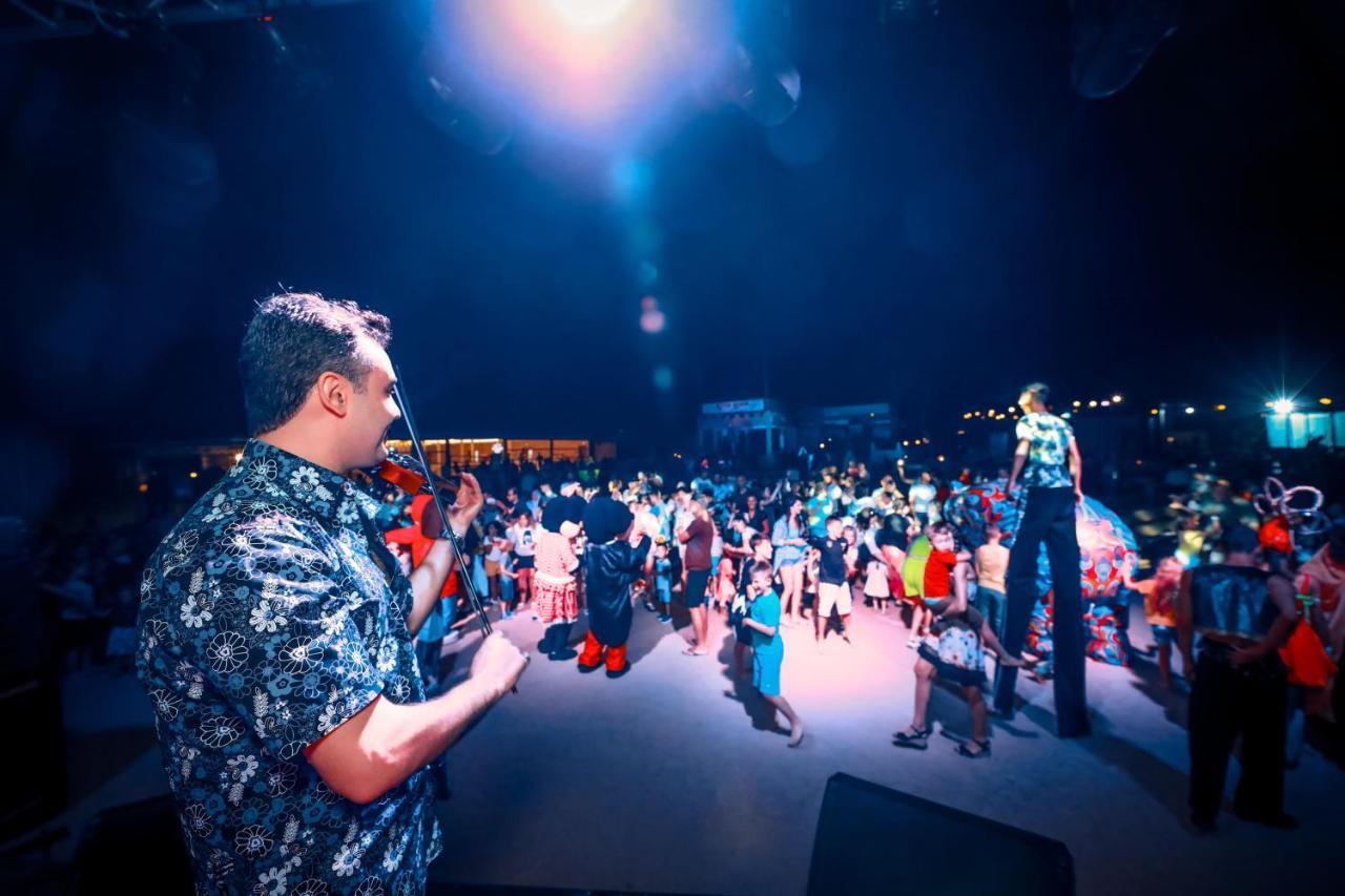 Titanic Palace Families And Couples Only Χουργκάντα Εξωτερικό φωτογραφία The 2015 edition of the festival