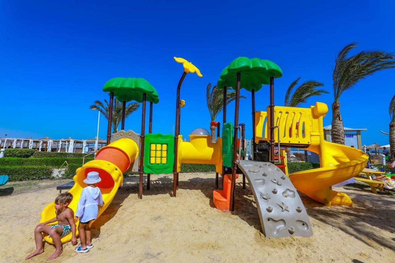 Titanic Palace Families And Couples Only Χουργκάντα Εξωτερικό φωτογραφία Playground in Egypt